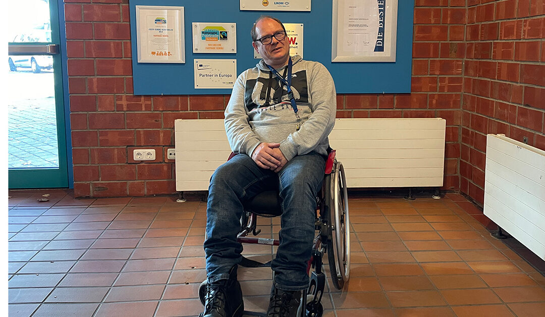 KAI – Köln arbeitet inklusiv: Arbeits·alltag eines Schul·assistenten