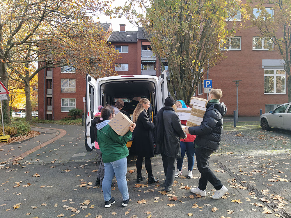 Hilfsgüter für die Ukraine einladen